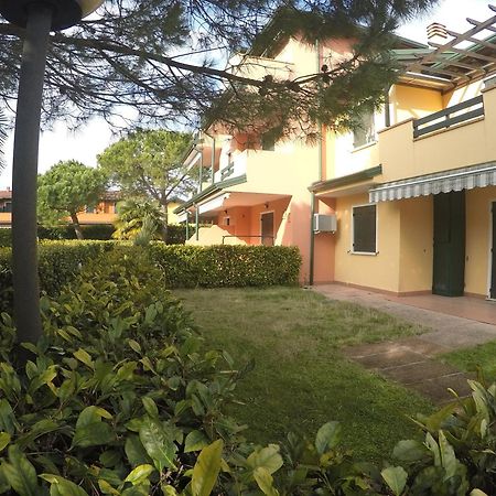 Villaggio Ginestre - Agenzia Cocal Каорле Экстерьер фото
