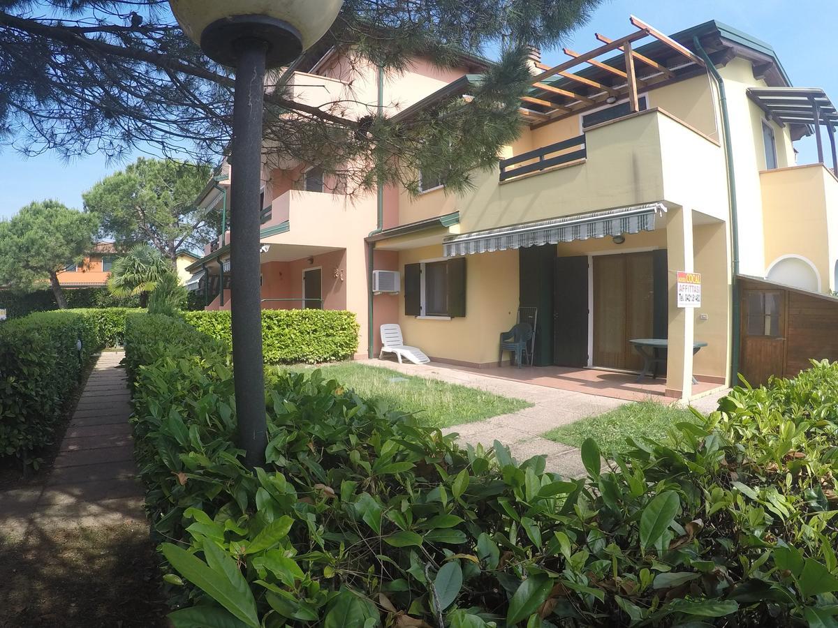 Villaggio Ginestre - Agenzia Cocal Каорле Экстерьер фото